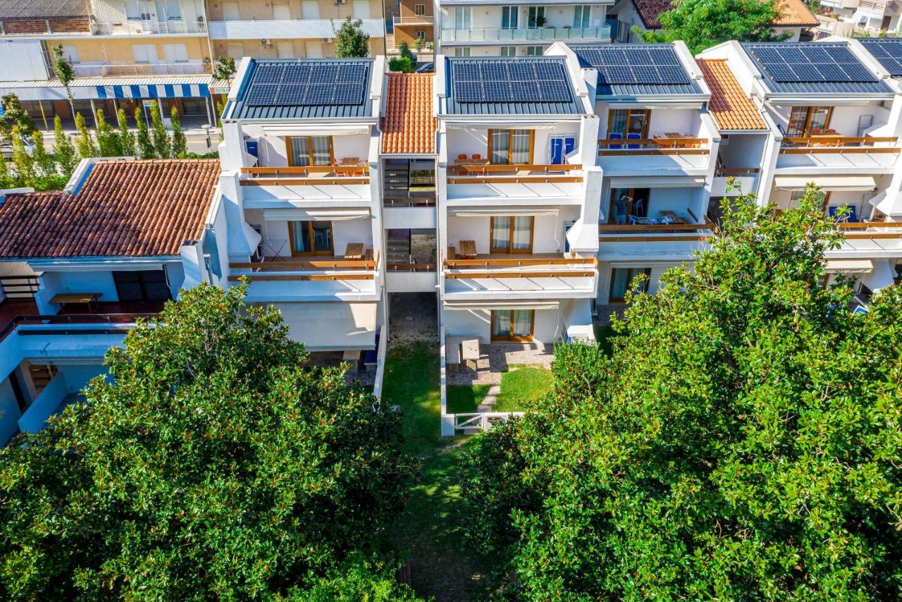 Villaggio Los Nidos Lignano Sabbiadoro Buitenkant foto