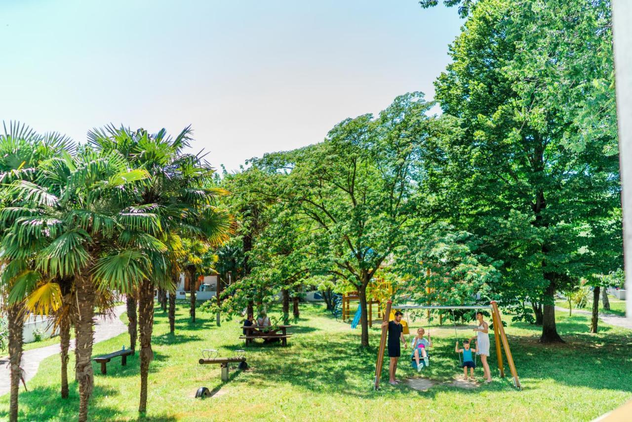 Villaggio Los Nidos Lignano Sabbiadoro Buitenkant foto