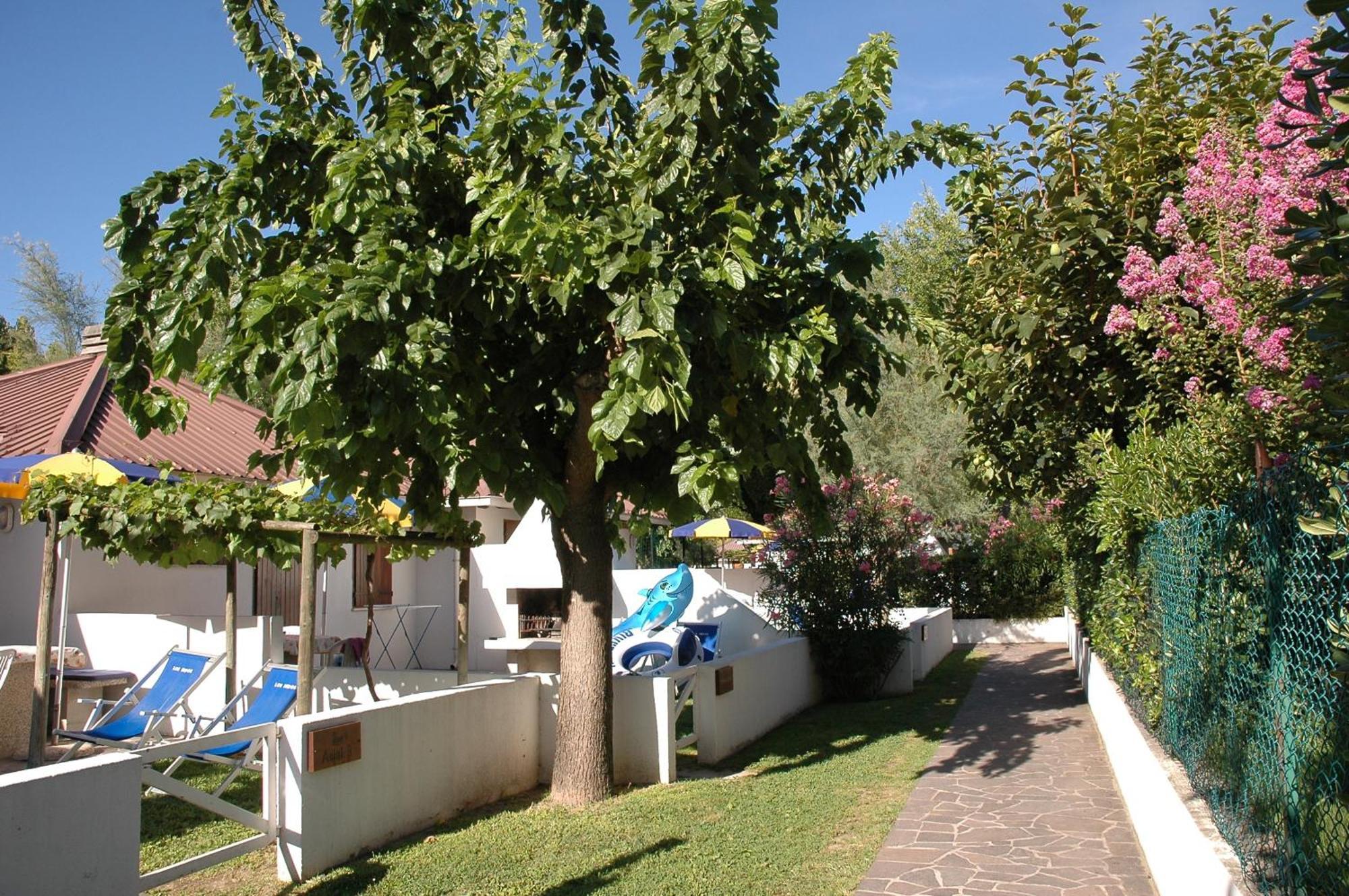 Villaggio Los Nidos Lignano Sabbiadoro Buitenkant foto